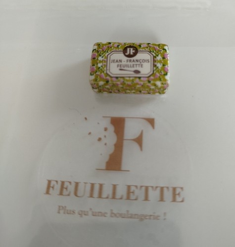 Fève publicitaire jean - 1,