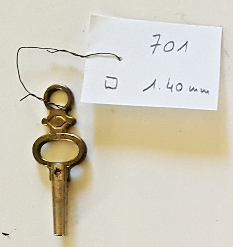 Clé remontoir pour - , montre