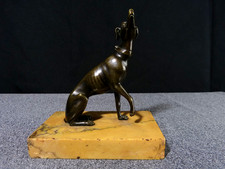 Sculpture statue animalière