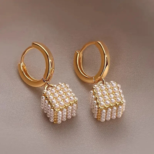 Boucles oreilles femmes - 🎀,