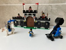 LEGO moyen âge 6059 - Knight's Stronghold 1990 - complet avec boite et notice