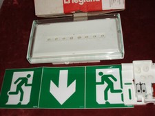 Blocs autonomes éclairage de sécurité BAES Legrand 0 625 25 neuf