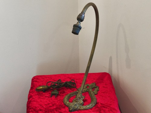 Tres joli ped lampe - de,