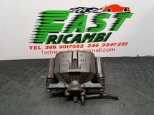 ÉTRIER DE FREIN AVANT DROIT