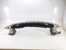 Traverse de pare choc avant -