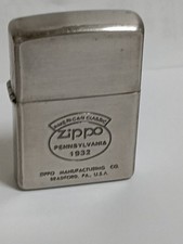 Briquet ZIPPO huile logo