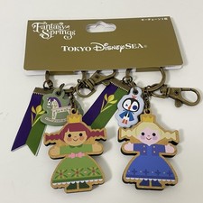 Lot de 2 porte-clés poupée en bois Disney Tokyo Japon FROZEN Elsa & Anna Disn...