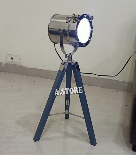 Spot projecteur design
