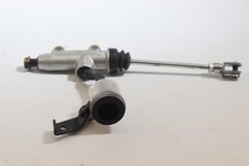 Maitre-cylindre arrière