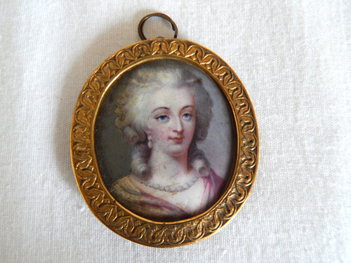 Ancien médaillon pendentif - médaillon, en