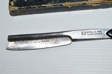 - SUPERBE COUPE CHOU RASOIR A MAIN ANCIEN THIERS ISSARD N°69 à lame de rechange