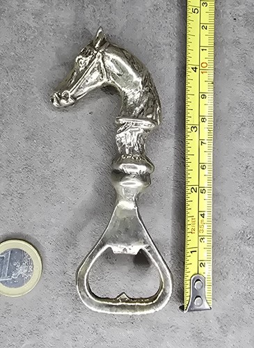 Decapsuleur ouvre bouteille - decapsuleur,