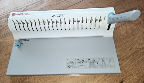 Machine relier anneaux - à, à