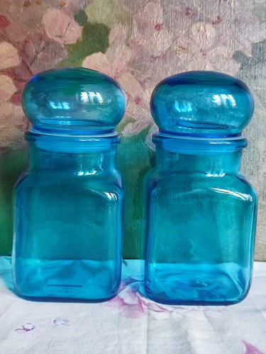 Bocaux verre bleu ariel - 2, "ariel"