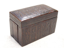 Ancienne boite coffret à cigarettes gainé cuir estampé décor d'anges