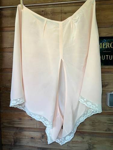Ancienne culotte fendue en - culotte,