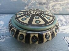 Poterie de NABEUL époque Art Déco petite boite signée sur le couvercle 8cm diam