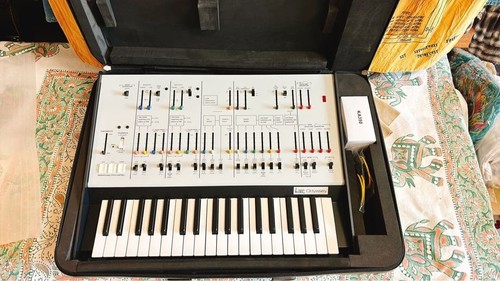 Synthétiseur analogique