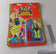 Ancienne figurine, Crash