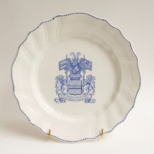Assiette Faïence fine - Décor imprimé Armoirie - Famille Haveskercke - Déb. XXe