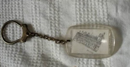 Ancien porte cles - b5,
