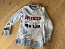 sweat tommy hilfiger 10 ans