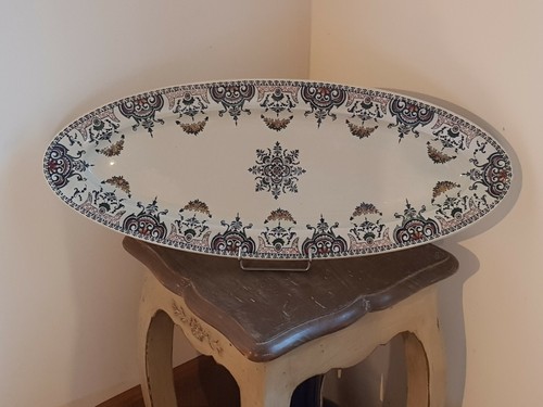 Tres jolie grand - tres, plat