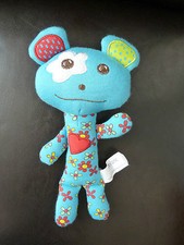 22. DOUDOU PELUCHE CARREBLANC