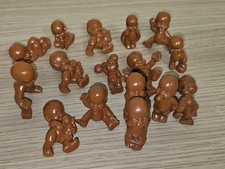 Lot de petites figurines