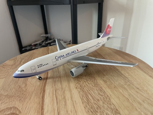 200 hogan wings china - 1/200,