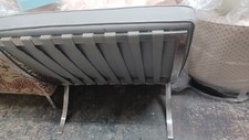 barcelona chair knoll