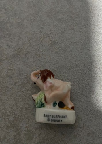 Feve baby elephant disney - baby,