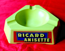 CENDRIER  RICARD COULEUR JAUNE