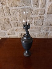 LAMPE A PETROLE PETIT FORMAT PIED ETAIN