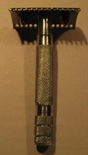 Rasoir mécanique sans marque