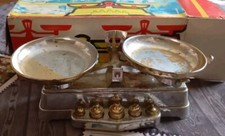 Jouet Vintage 70's Balance de Dinette avec ses Poids et sa Boite