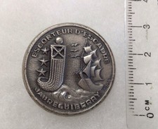 FRANCE MARINE - INSIGNE ESCORTEUR D’ESCADRE JAUREGUIBERRY 1958/1977 fab. Augis