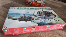 Maquette esci 1/72 hélicoptère AB 205 AMBULANCE
