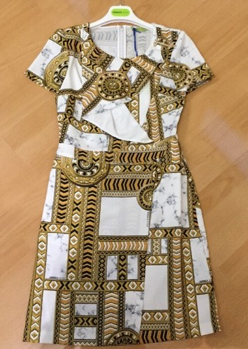 Robe jean versace taille 42 - versace,