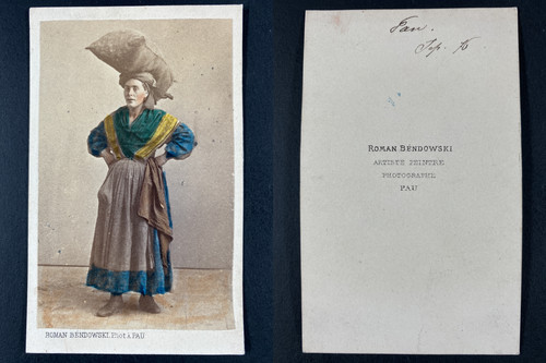 Béndowski pau costume - béndowski,, pau,