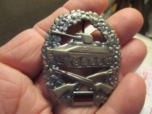 Ancien insigne militaire - ancien,