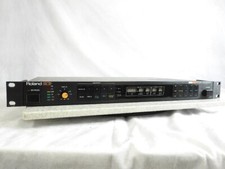 Processeurs de signaux à effet rack numérique Roland SDE-3000A