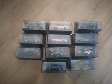Lot de 12 voitures miniatures