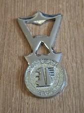 ANCIEN DECAPSULEUR OUVRE