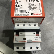 Legrand  Disjoncteur Différentiel Tetra - 16 À  30 ma.  411186