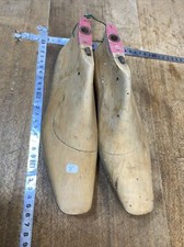 n° 4 old tool, outil ancien de Cordonnier bottier, forme à chaussure  femme