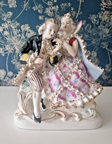 Statuette porcelaine - statuette,