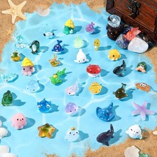 Lot de 36 mini figurines