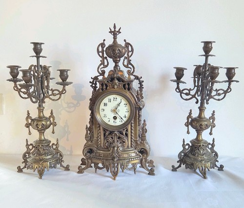 05m33 ancienne horloge - ancienne,