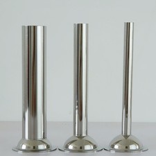 Tube entonnoir de remplissage